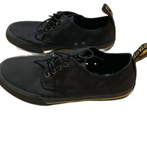 Dr Martens  Canvas Sneakers  AirWait Bouncing Soles Sz 11 Excellent